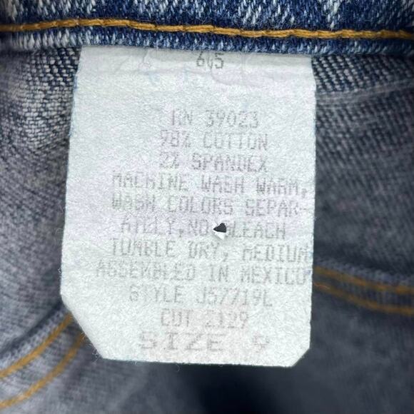 Vintage Sierra West High Rise Acid Wash Denim Handmade Lace Pearls Stars Jean - Picture 7 of 7